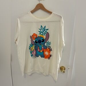 Disney NWOT 1X Cream Stitch Graphic T-Shirt